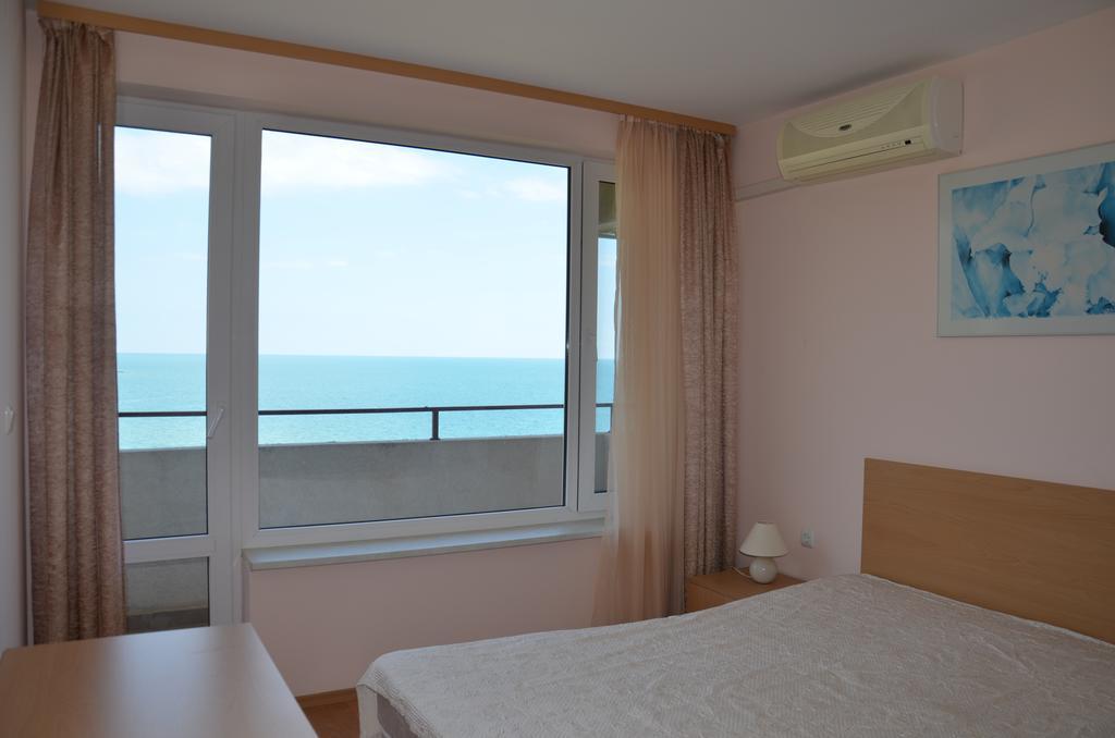 Single Private Apartments In Marina View Fort Beach สวิติ วลัส ภายนอก รูปภาพ